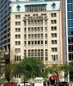 Columbia Club - 17
