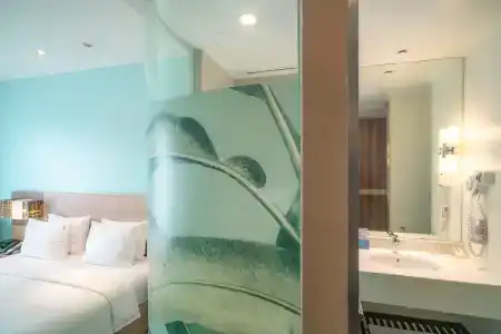 Holiday Inn Express Phuket Patong Beach Central, An Ihg - Sha Plus - 2