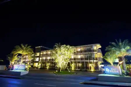 Best Western Okinawa Onna Beach - 24