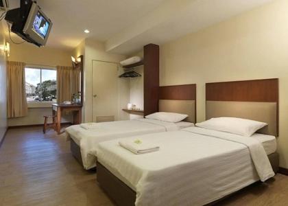 Fenix Inn - 4