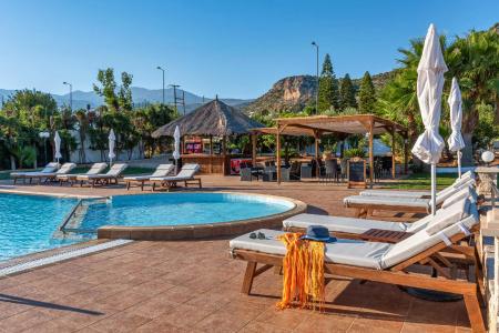 W Suites by Estia - 7