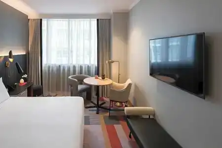 Travelodge Martin Place - 83