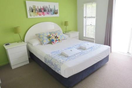 The Shores Holiday - 2