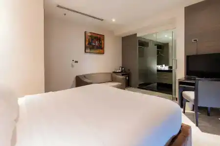 Pietra Bangkok - 95