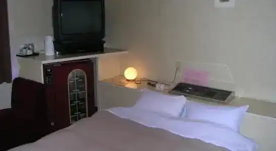 Albergo - 0