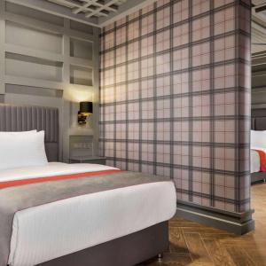 Ramada By Wyndham - 31
