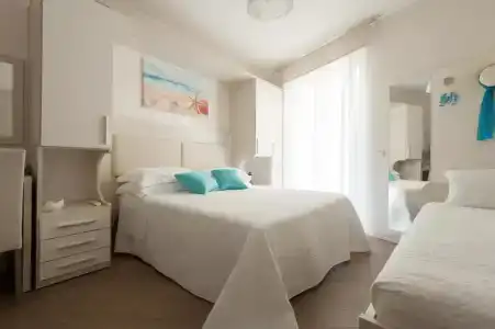 Dreams Guest House - 4