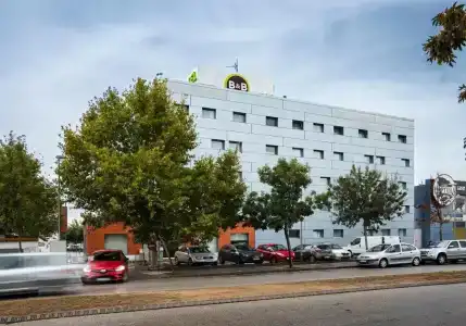b&b Figueres - 40
