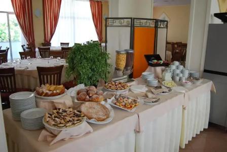 River Palace - 10