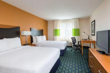 Fairfield Inn & Suites - 17