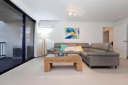 Surf Regency - 113
