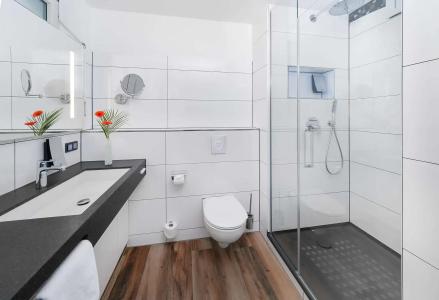 SI-SUITES - 54