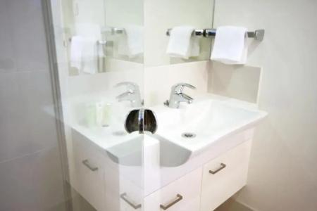 Domain Serviced - 27