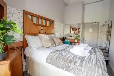 Brunswick Square & Spa - 30