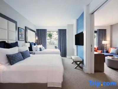 The Waterfront Beach Resort, A Hilton - 209