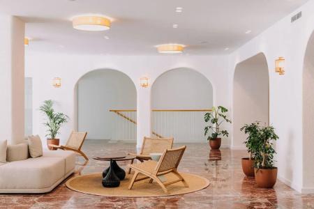 Grand Bleu Beach Resort - 17