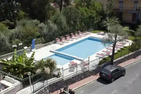 Garden - 11