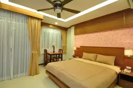 Green Harbor & Service Apartment - 74