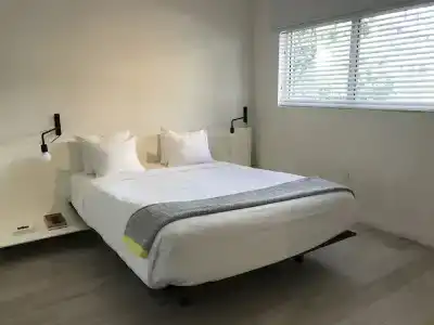 Beach Haus Key Biscayne Contemporary - 18