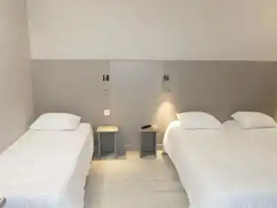 Best Hôtel Lille - 4