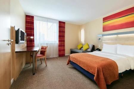 Holiday Inn Express Berlin City Centre West - 71