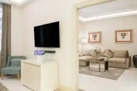 Aleph Rome, Curio Collection By Hilton - 6
