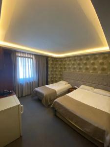 Gold City - 29