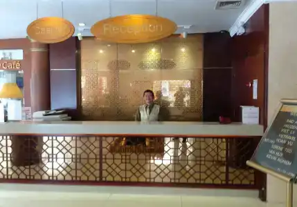 Dong Khanh - 18