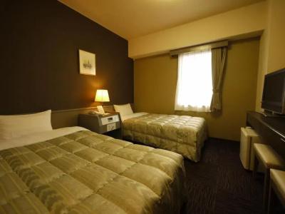 Route-Inn Toyama Ekimae - 53