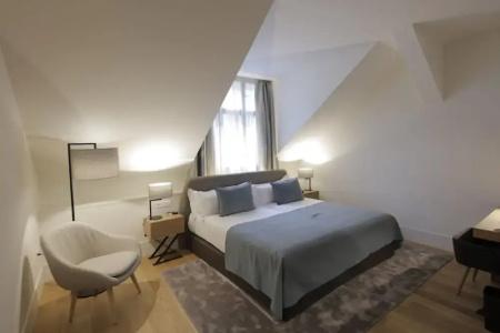 Boho Prague - Small Luxurys - 42