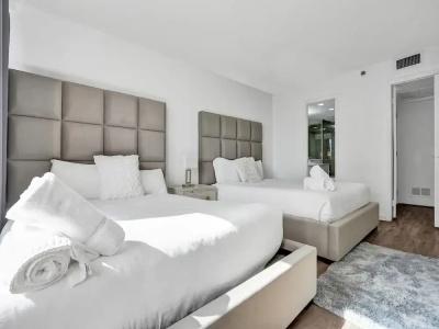 The Alexander All Suites - 500