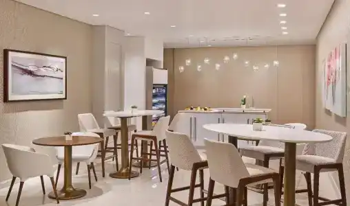 Crescent Court - 22