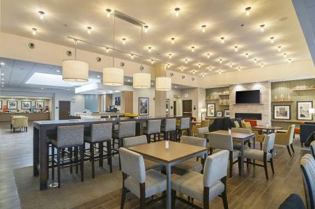 Hampton Inn Chicago North-Loyola Station, Il - 21