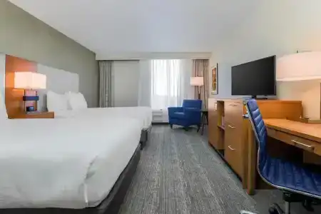 DoubleTree by Hilton Atlanta Airport - 60