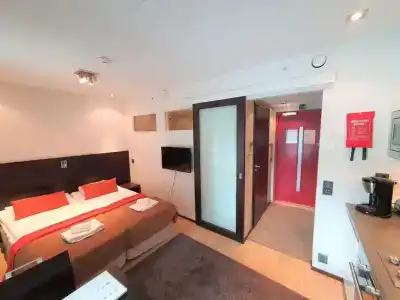 Levi Suites Levi Gold - 121