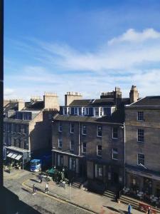 Frederick House - 37