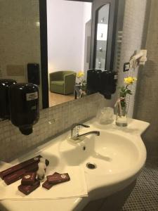 Ambra Boutique & Bistro - 7