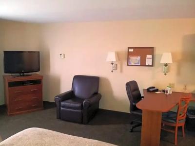 Candlewood Suites, an IHG - 22