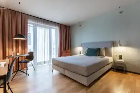 b&b Berlin-Airport - 10