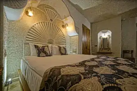 Risus Cave Suites - 49