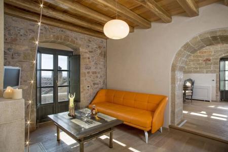 Moni Emvasis Luxury Suites - 19