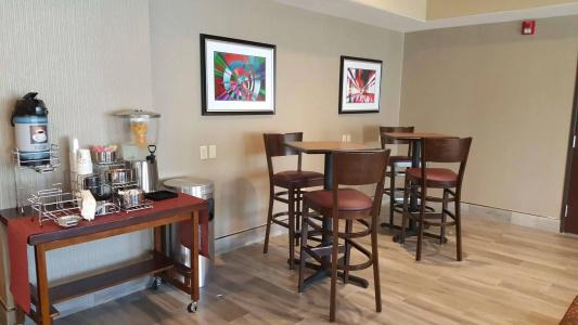 Best Western Airport Inn & Suites - 27