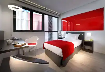Eurostars Central - 5
