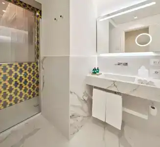 The Britannique Naples, Curio Collection By Hilton - 8