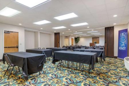 Quality Inn San Antonio Fiesta at Six Flags - 28