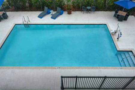 Hampton Inn & Suites/St. Petersburg-Ulmerton Road - 13