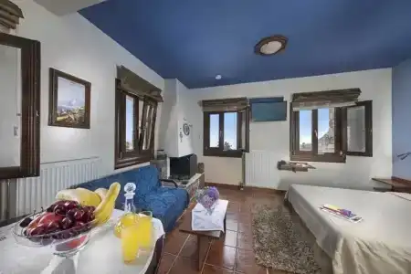 Petradi - 24
