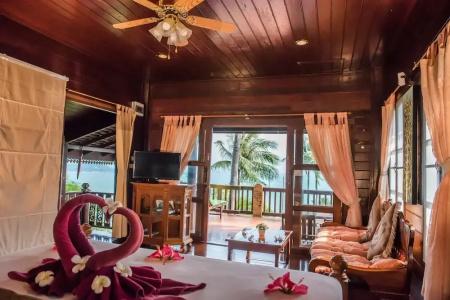 Laem Sila Resort - 399