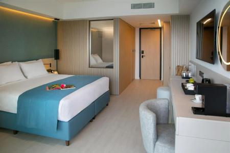 Mercure Larnaca Beach - 2