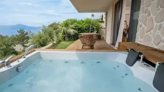 Vista Del Amor Faralya - 252